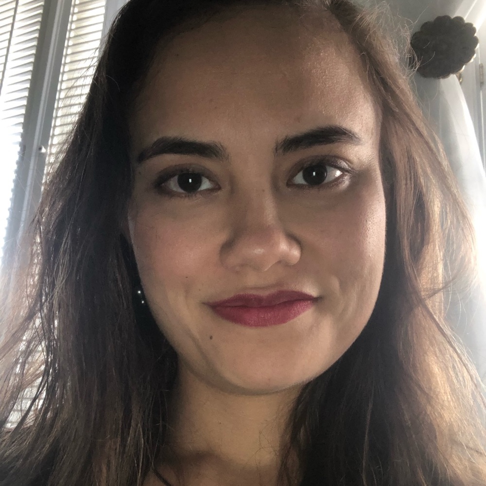Meet your Posher, Laura